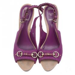 مملوكة مسبقًا صندل ديور بفتحة كعب ونعل سميك جلد ثعبان مزخرف وقماش بنفسجي مقاس 38.5