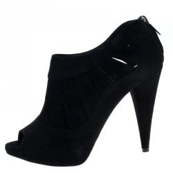 مملوكة مسبقًا بوت للكاحل ديور إيكليبس سويدي أسود مفرغ مقدمة مفتوحة مقاس 38.5