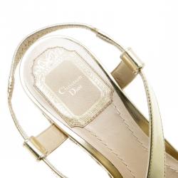 مملوكة مسبقًا Dior Gold Metallic Leather Cross Strap Espadrille Wedge Sandals Size 36