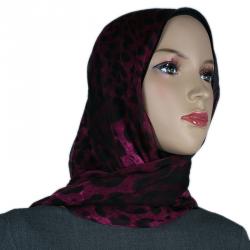 مملوكة مسبقًا وشاح حجاب دولتشي أند غابانا  أرجواني بنقشة الفهد