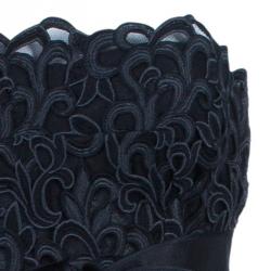 Pre Owned Dolce and Gabbana Black Lace Strapless Gown M