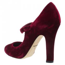Pre Owned Dolce and Gabbana Red Velvet Mary Jane Pumps Size 37