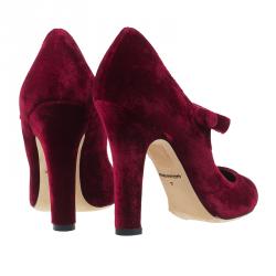 Pre Owned Dolce and Gabbana Red Velvet Mary Jane Pumps Size 37