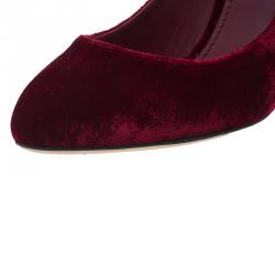 Pre Owned Dolce and Gabbana Red Velvet Mary Jane Pumps Size 37