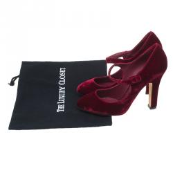Pre Owned Dolce and Gabbana Red Velvet Mary Jane Pumps Size 37