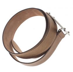 مملوكة مسبقًا حزام دولتشي أند غابانا جلد ذهبي ميتالك لوحة الشعار سكيني 85سم