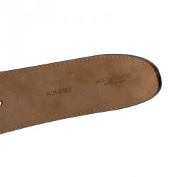 مملوكة مسبقًا حزام دولتشي أند غابانا حلية بشعار الماركة وجلد فضي 90 سم