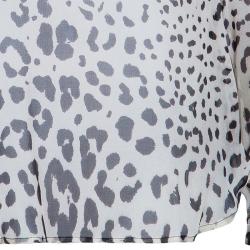 مملوكة مسبقًا بلوزة دولتشي أند غابانا نقش فهد حرير بيج