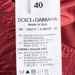 مملوكة مسبقًا فستان دولتشي أند غابانا أحمر مزركش بأكمام قصيرة قصة حرف A مقاس S