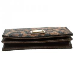 مملوكة مسبقًا Dolce and Gabbana Brown Leopard Print Leather Flap Card Holder