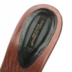 Pre Owned صندل سلايد دولتشي أند غابانا جلد أسود لامع خشبي مقاس 38.5