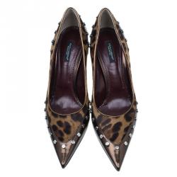 مملوكة مسبقًا Dolce and Gabbana Brown Pony Hair and Leather Studded Pumps Size 40.5