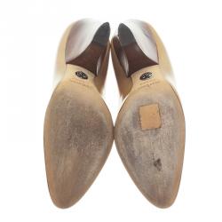 Pre Owned Dolce and Gabbana Beige Patent Cone Heel Pumps Size 38