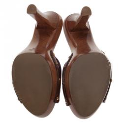 Pre Owned صندل سلايد دولتشي آند غابانا مرصع كريستال ساتان بنفسجي مقاس 40