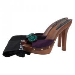 Pre Owned صندل سلايد دولتشي آند غابانا مرصع كريستال ساتان بنفسجي مقاس 40