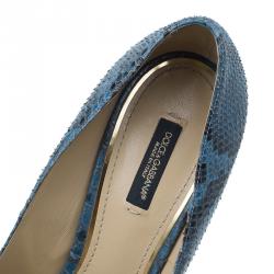Dolce and Gabbana Blue Python Belluci Pointed Pumps Size 39