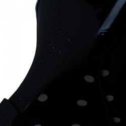 مملوكة مسبقًا Dolce and Gabbana Black Satin Polka Dot Slingback Wedges Size 37.5