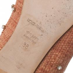 مملوكة مسبقًا حذاء سليبرز دولتشي أند غابانا رافية وردي سموكينغ وجلد كريستال مزخرف مقاس 38