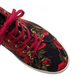 مملوكة مسبقًا حذاء سنيكرز دولتشي أند غابانا رقبة مرتفعة نقوش أزهار كانفاس أحمر مقاس 38