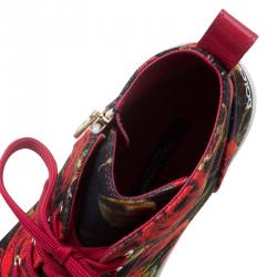 مملوكة مسبقًا حذاء سنيكرز دولتشي أند غابانا رقبة مرتفعة نقوش أزهار كانفاس أحمر مقاس 38