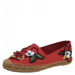 Pre Owned حذاء إسبادريل دولتشي آند غابانا كانفاس أحمر مزين بالورود ومزخرف بالجواهر مقاس 40