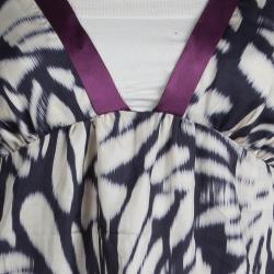 مملوكة مسبقًا Etro Monochrome Print Silk Cross Strap Top M