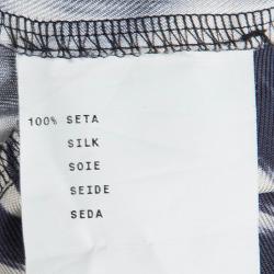 مملوكة مسبقًا Etro Monochrome Print Silk Cross Strap Top M