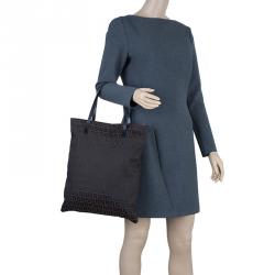 Pre Owned Fendi Chocolate Zucchino Canvas Shopper Zip Tote Bag