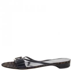 Pre Owned Fendi Black Leather Buckle Flat Slides Size 39