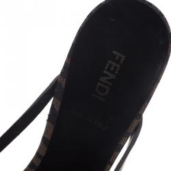 Pre Owned Fendi Black Leather Buckle Flat Slides Size 39