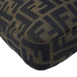 مملوكة مسبقًا حقيبة هوبو فندي كانفاس بني زوكا