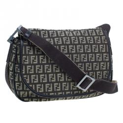 مملوكة مسبقًا حقيبة فندي بني زوكينو كروس