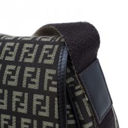 مملوكة مسبقًا حقيبة فندي بني زوكينو كروس