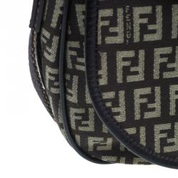 مملوكة مسبقًا حقيبة فندي بني زوكينو كروس