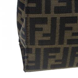 مملوكة مسبقًا Fendi Brown Zucca Small Shoulder Bag