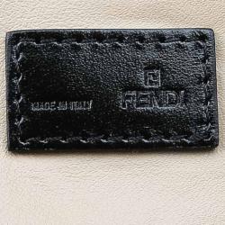 مملوكة مسبقًا حقيبة مكياج فندي كانفاس زوكينو بيج