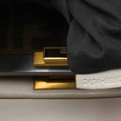 Pre Owned Fendi Beige LeatherLarge Peekaboo Top Handle Bag