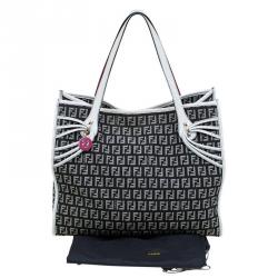 Pre Owned Fendi Black/White Zucchino Canvas Grand Shopping Tote