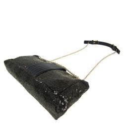 مملوكة مسبقًا Fendi Black Sequin/Leather Baguette Chain Flap Bag