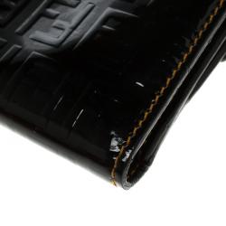 Pre Owned Fendi Black Zucchino patent Leather Compact Wallet