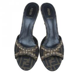 Pre Owned Fendi Zucca Canvas Slides Size 39.5 