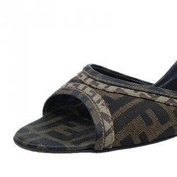 Pre Owned Fendi Zucca Canvas Slides Size 39.5 