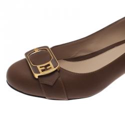 Pre Owned Fendi Brown Leather Chameleon Buckle Block Heel Pumps Size 40