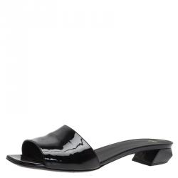 Pre Owned Fendi Black Patent Fantasia Slides Size 40