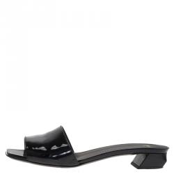 Pre Owned Fendi Black Patent Fantasia Slides Size 40