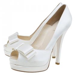 Pre Owned Fendi White Satin Bow Detail Platform Peep Toe Pumps Size 38.5