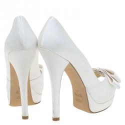 Pre Owned Fendi White Satin Bow Detail Platform Peep Toe Pumps Size 38.5