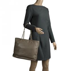 Pre Owned Furla Beige Leather Julia Chain Tote