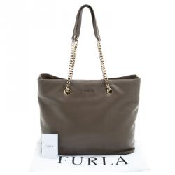 Pre Owned Furla Beige Leather Julia Chain Tote
