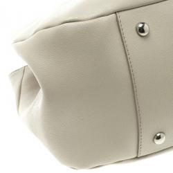 Pre Owned Furla Off White Leather Giselle Tote